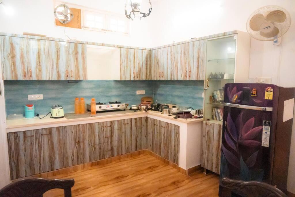 Blue Door Villa By Homeyhuts Rājpur Buitenkant foto