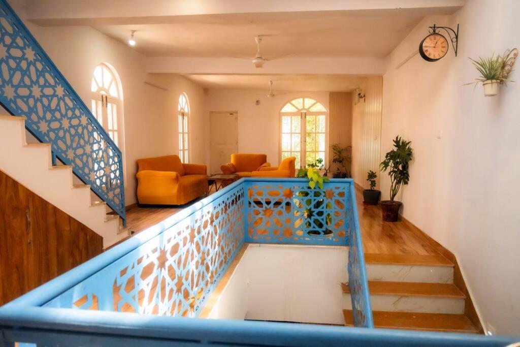 Blue Door Villa By Homeyhuts Rājpur Buitenkant foto