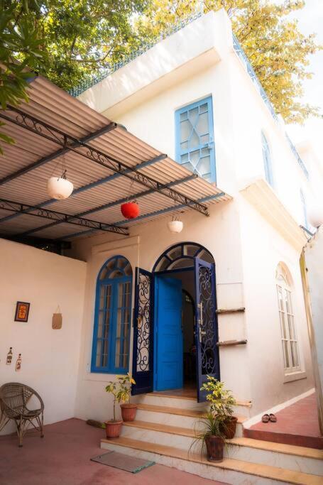 Blue Door Villa By Homeyhuts Rājpur Buitenkant foto