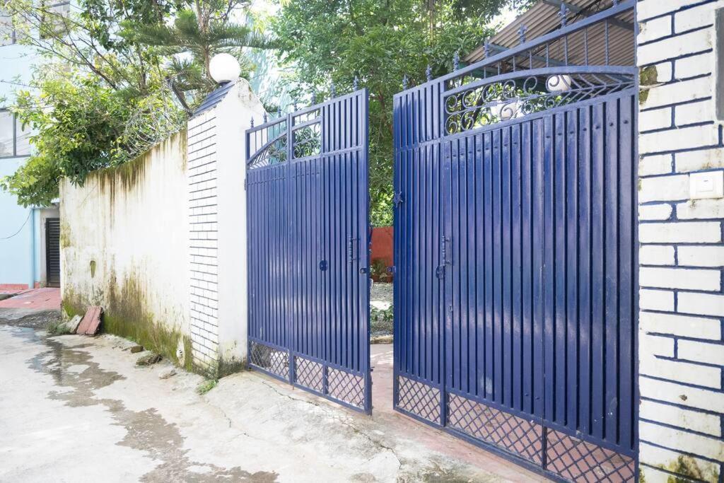 Blue Door Villa By Homeyhuts Rājpur Buitenkant foto