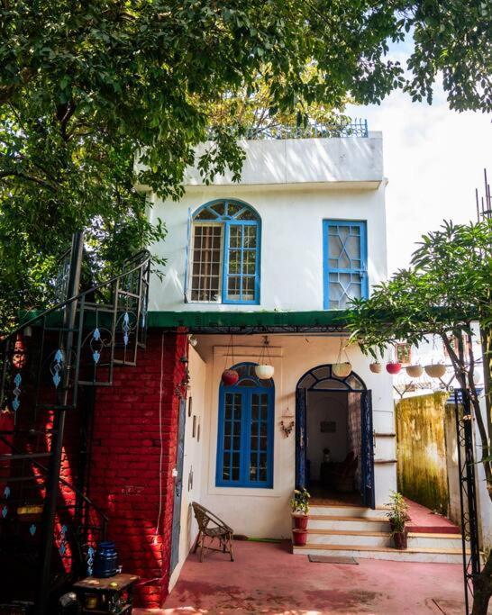 Blue Door Villa By Homeyhuts Rājpur Buitenkant foto